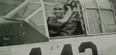 Lee Rayford in T6 Trainer